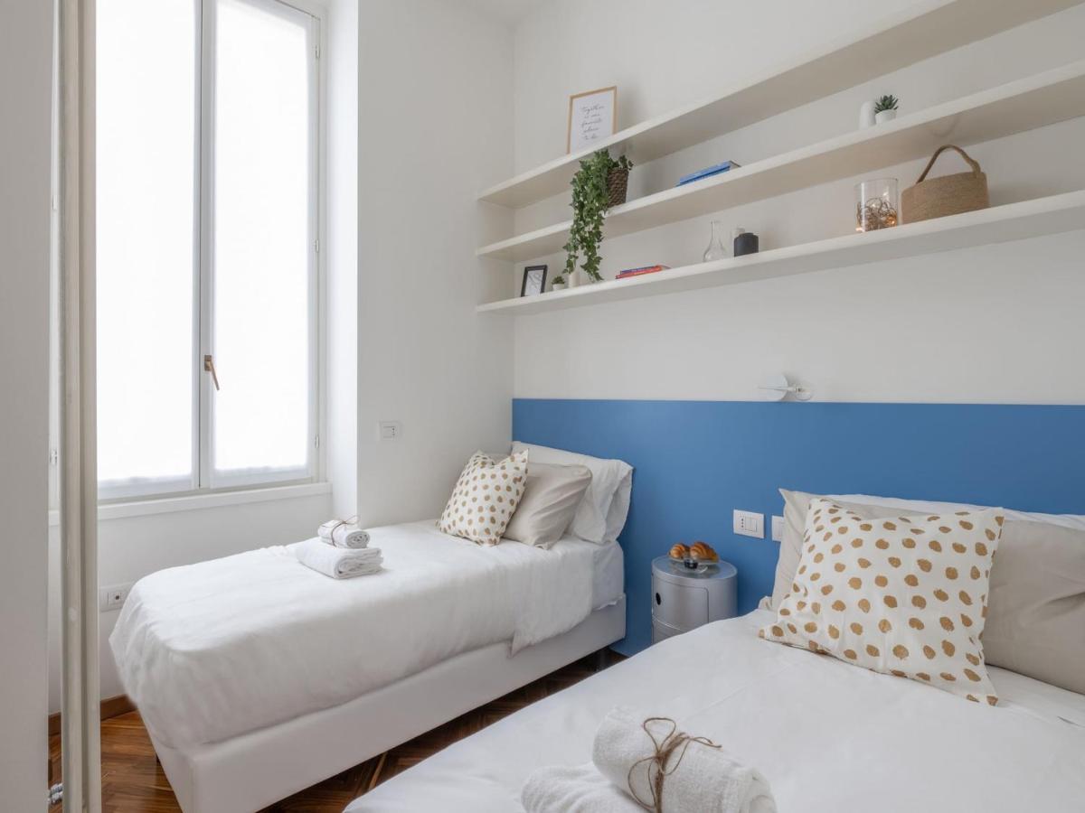 The Best Rent - Gorgeous Two-Bedroom Apartment In Porta Nuova District Мілан Екстер'єр фото